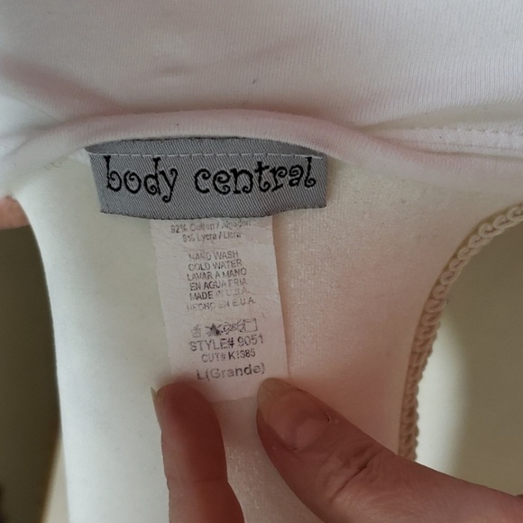 Body Central size large long sleeve t-shirt - Picture 4 of 5